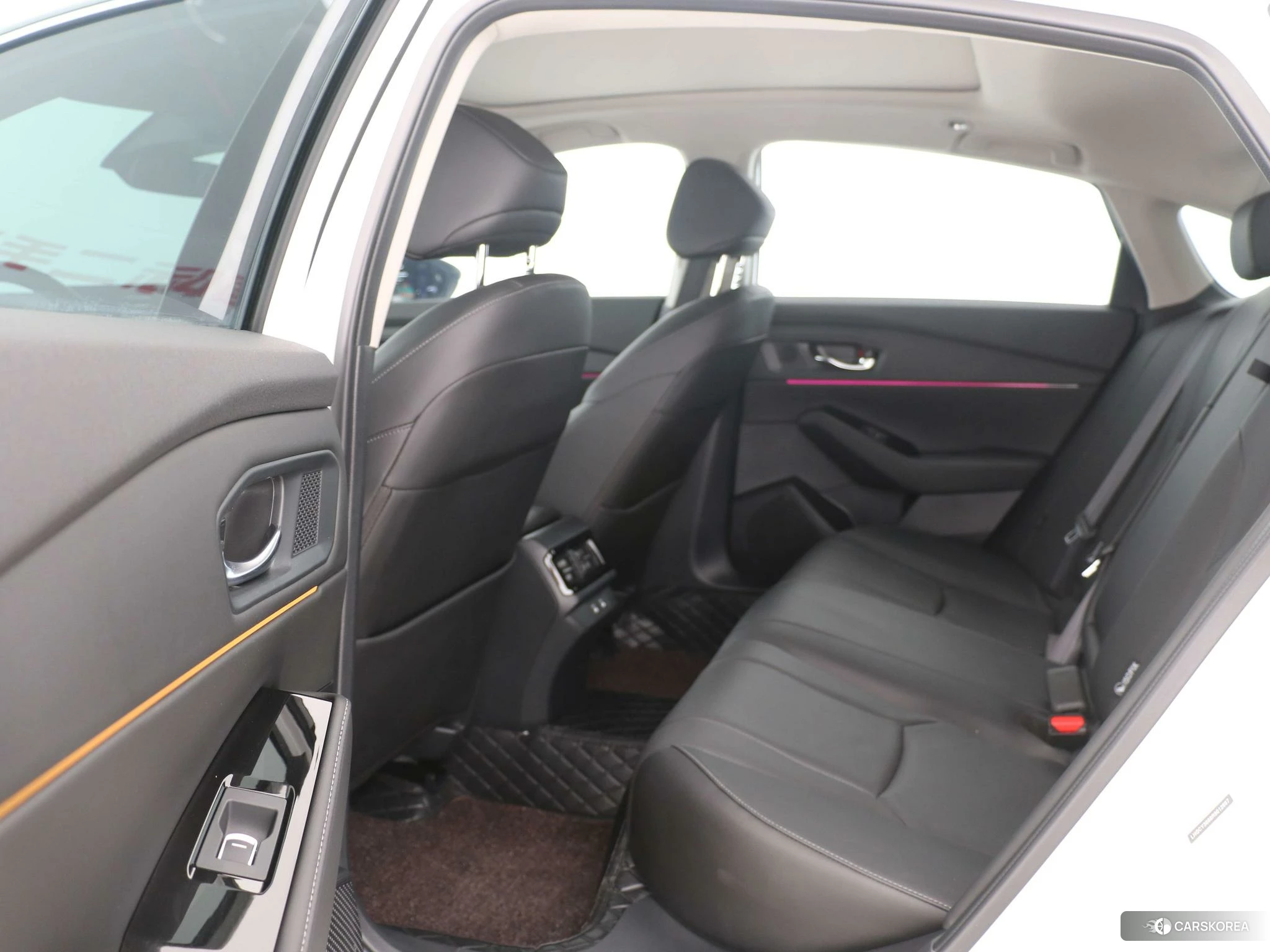 Honda Accord PHEV id 4487299 из Китая 8