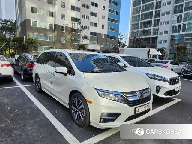 Honda Odyssey 2018 Белый из Кореи, фото 2