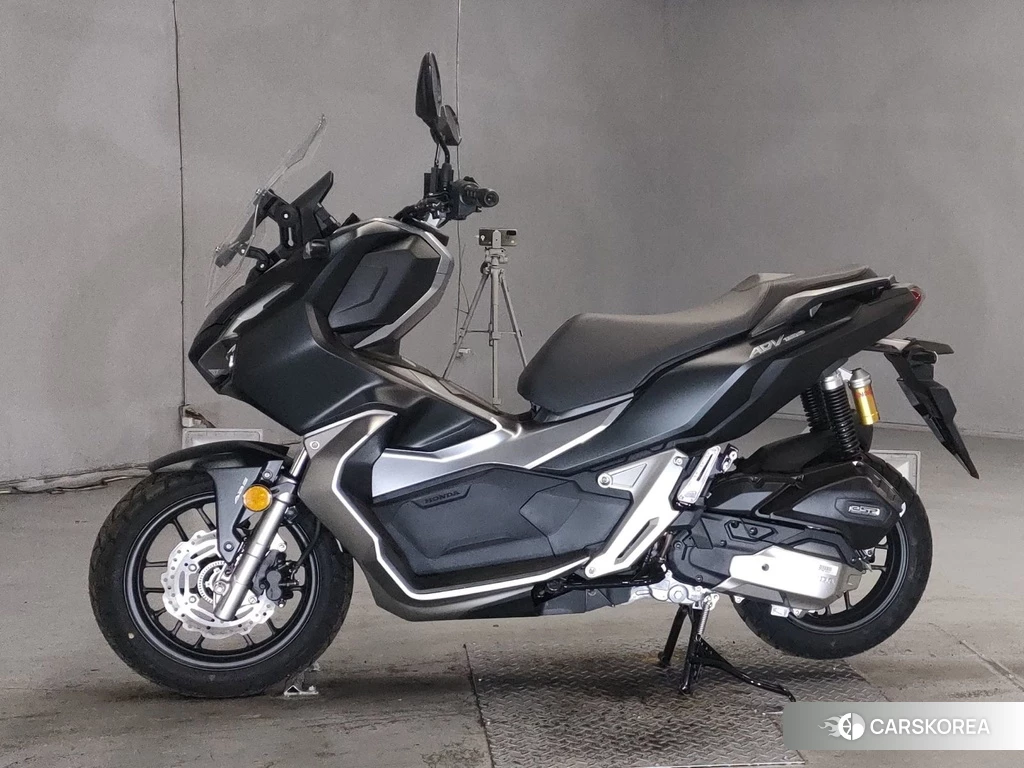 Проданный Honda ADV150 2019 из Японии