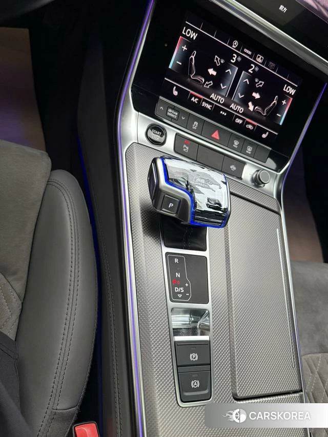 Audi A6L id 4365923 из Китая 12