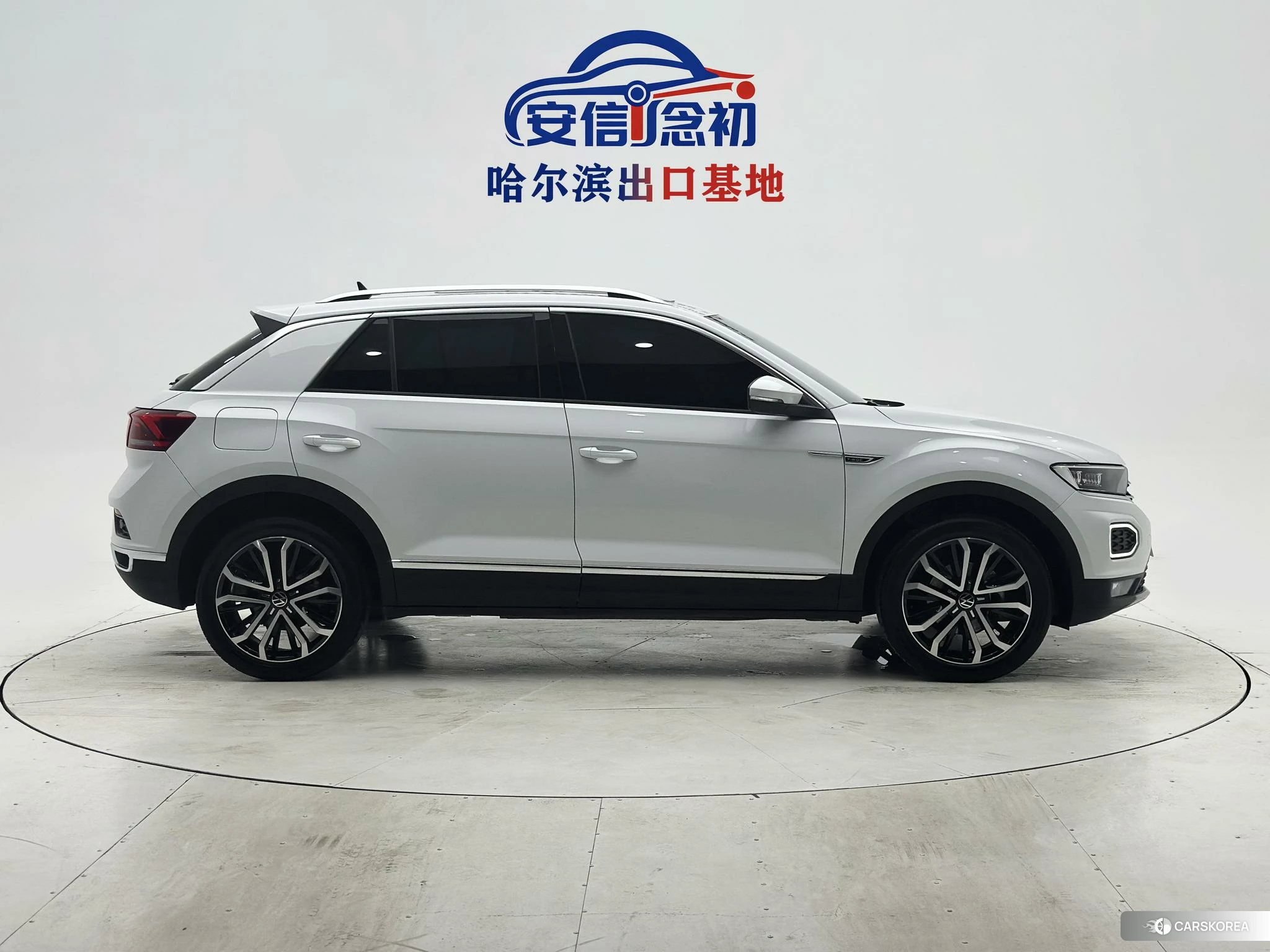 Volkswagen T-Roc id 4510400 из Китая 12