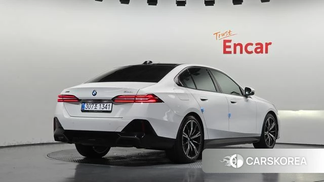 BMW 5 Series (G60) id 4710237 из Кореи 12