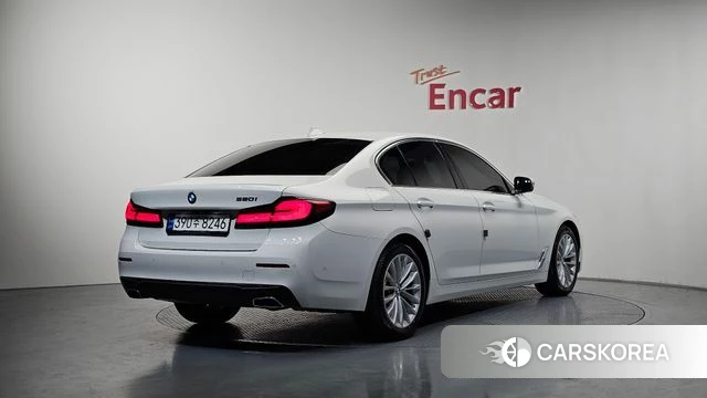 BMW 5 Series (G30) id 4178197 из Кореи 12