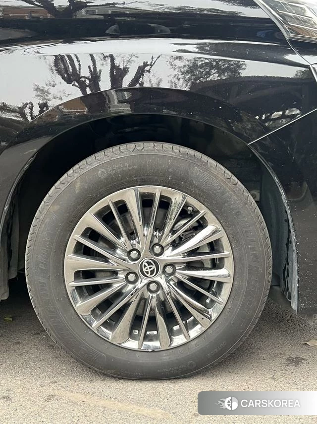 Toyota Wilfa id 4239850 из Китая 11