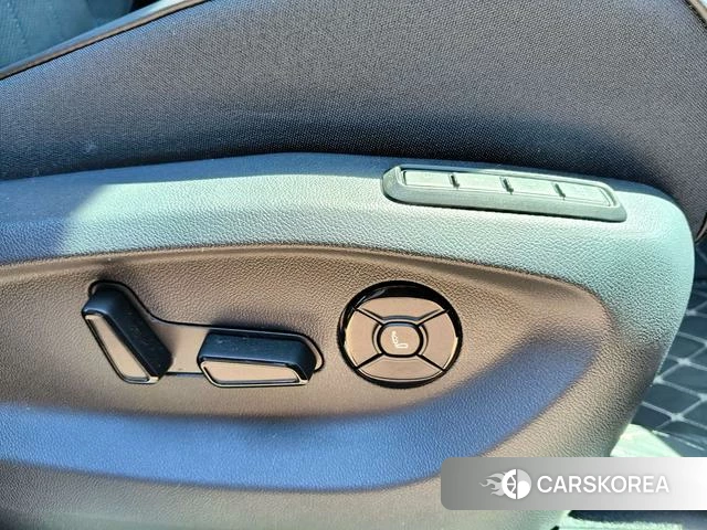 Volkswagen Tiguan L id 4278975 из Китая 9