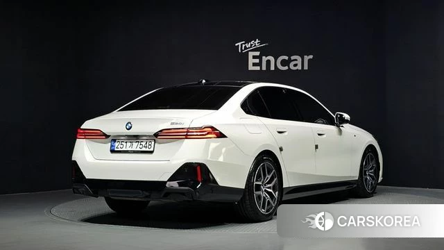 BMW 5 Series (G60) id 4696183 из Кореи 12
