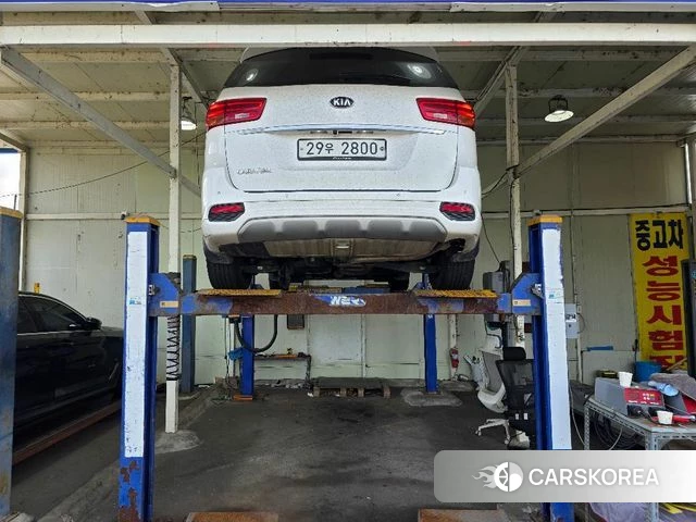 Kia The New Carnival 2019 Белый из Кореи, фото 2