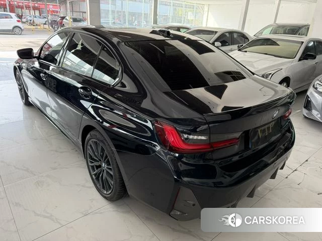 BMW 3 series 2023 Черный из Китая, фото 2
