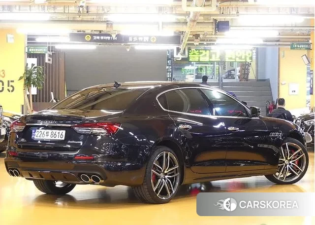 Maserati Quattroporte id 3467526 из Кореи 12