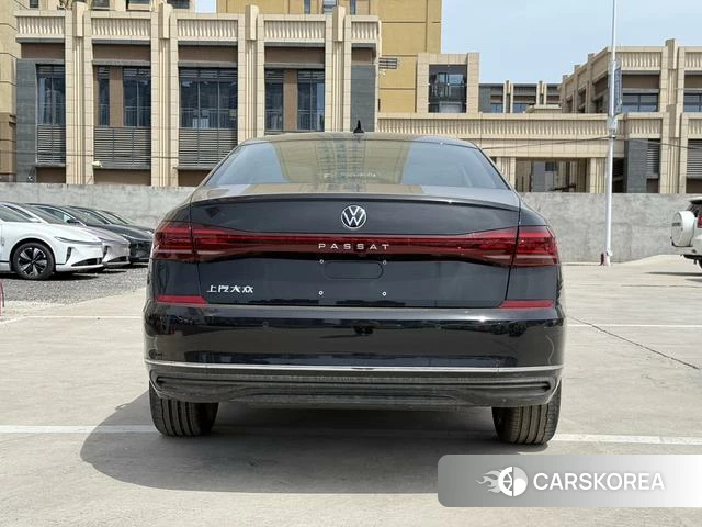 Volkswagen Passat id 4300202 из Китая 8