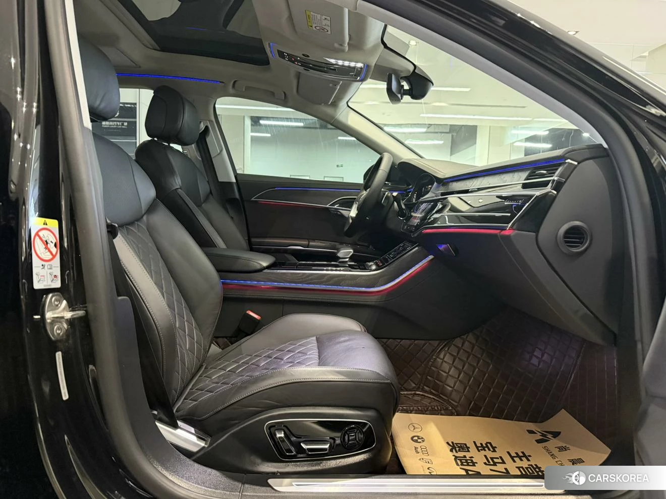 Audi A8 2022 Черный из Китая, фото 3