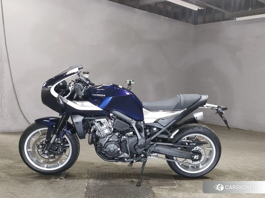 Проданный Honda HAWK 11 2022 из Японии