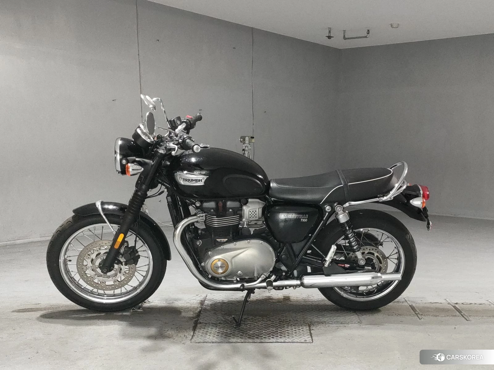 Triumph BONNEVILLE T100 2018 из Японии, фото 3