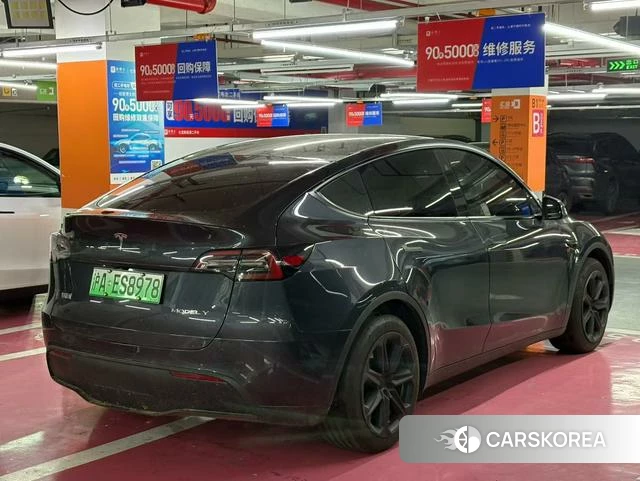 Tesla Model Y 2024 Темно-серый из Китая, фото 2
