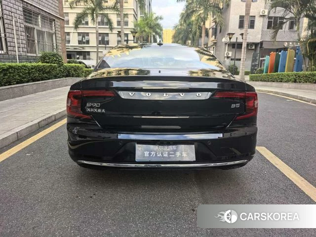 Volvo S90 2024 Черный из Китая, фото 2
