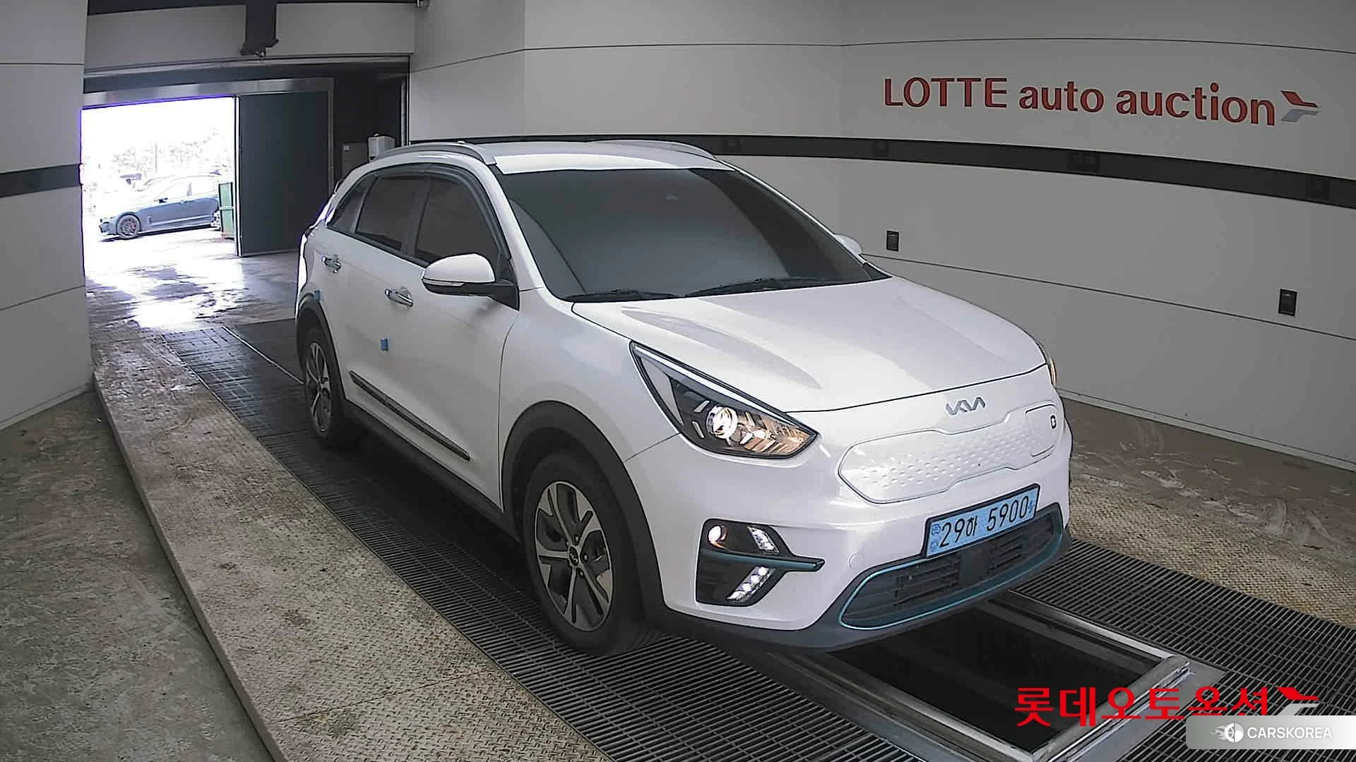 Kia Niro EV id 3888289 из Кореи 12