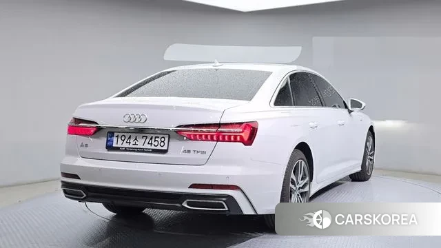 Audi A6 (C8) 2023 Белый из Кореи, фото 2