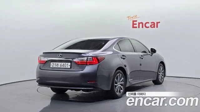 Lexus New ES300h id 2908165 из Кореи 12