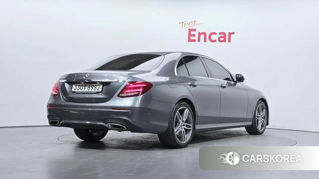 Mercedes-Benz E-Class W213 id 4203596 из Кореи 12