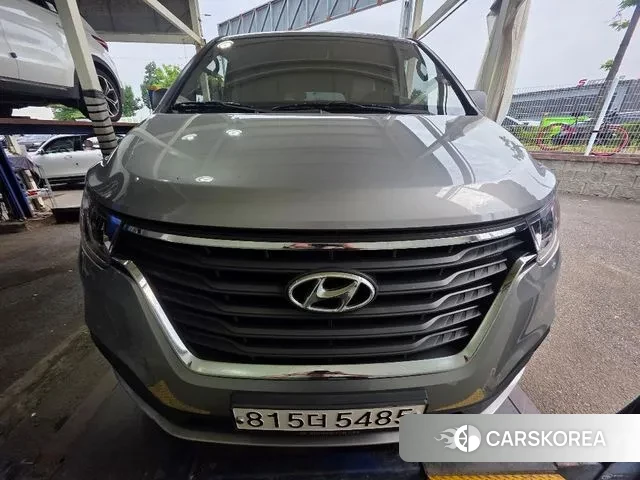 Hyundai The New Grand Starex 2018 Серебряный из Кореи, фото 2