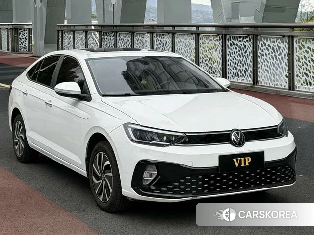 Volkswagen Lavida 2023 Белый из Китая, фото 2