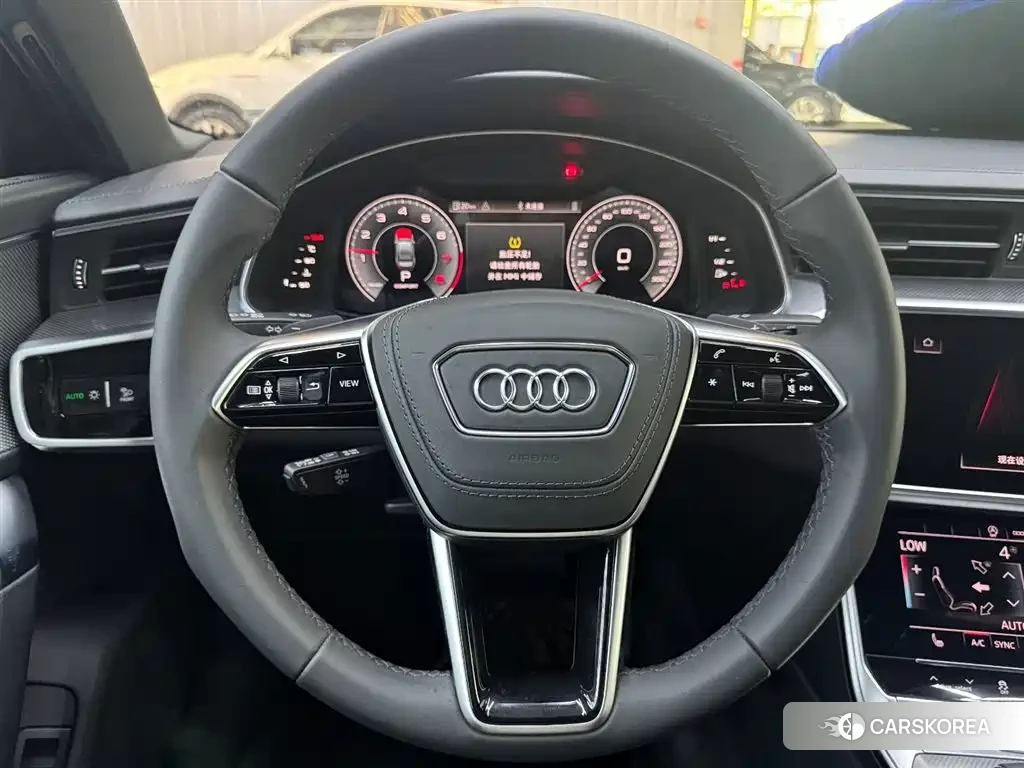 Audi A6L id 4546221 из Китая 12