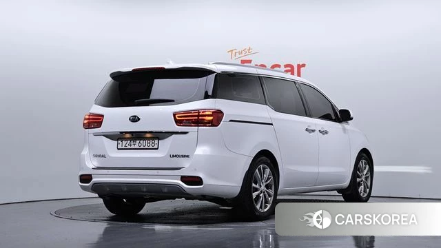 Kia The New Carnival id 4250927 из Кореи 12