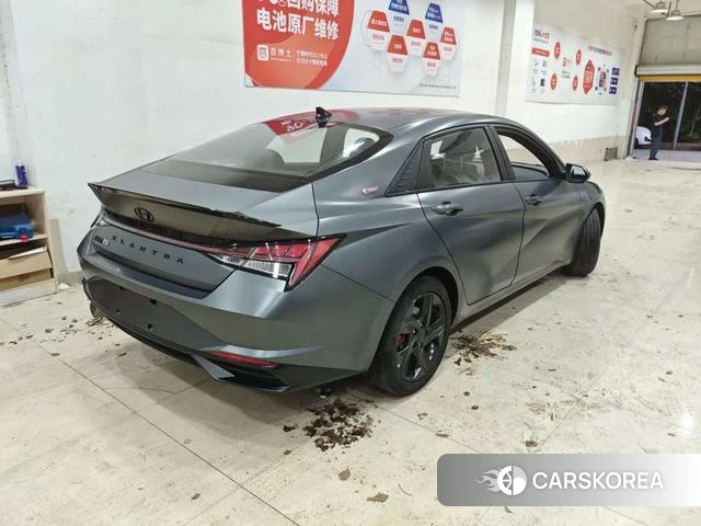 Hyundai Elantra 2023 Темно-серый из Китая, фото 2