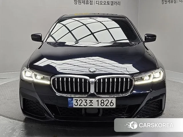 BMW 5 Series (G30) id 3282595 из Кореи 10