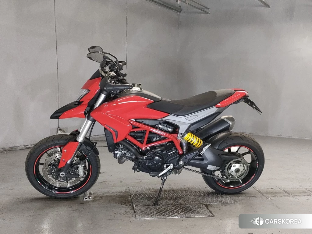 Проданный Ducati HYPERMOTARD 820 2014 из Японии, фото 2