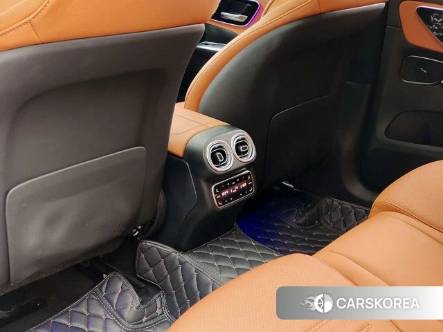 Mercedes-Benz GLC 2024 Белый из Китая, фото 2