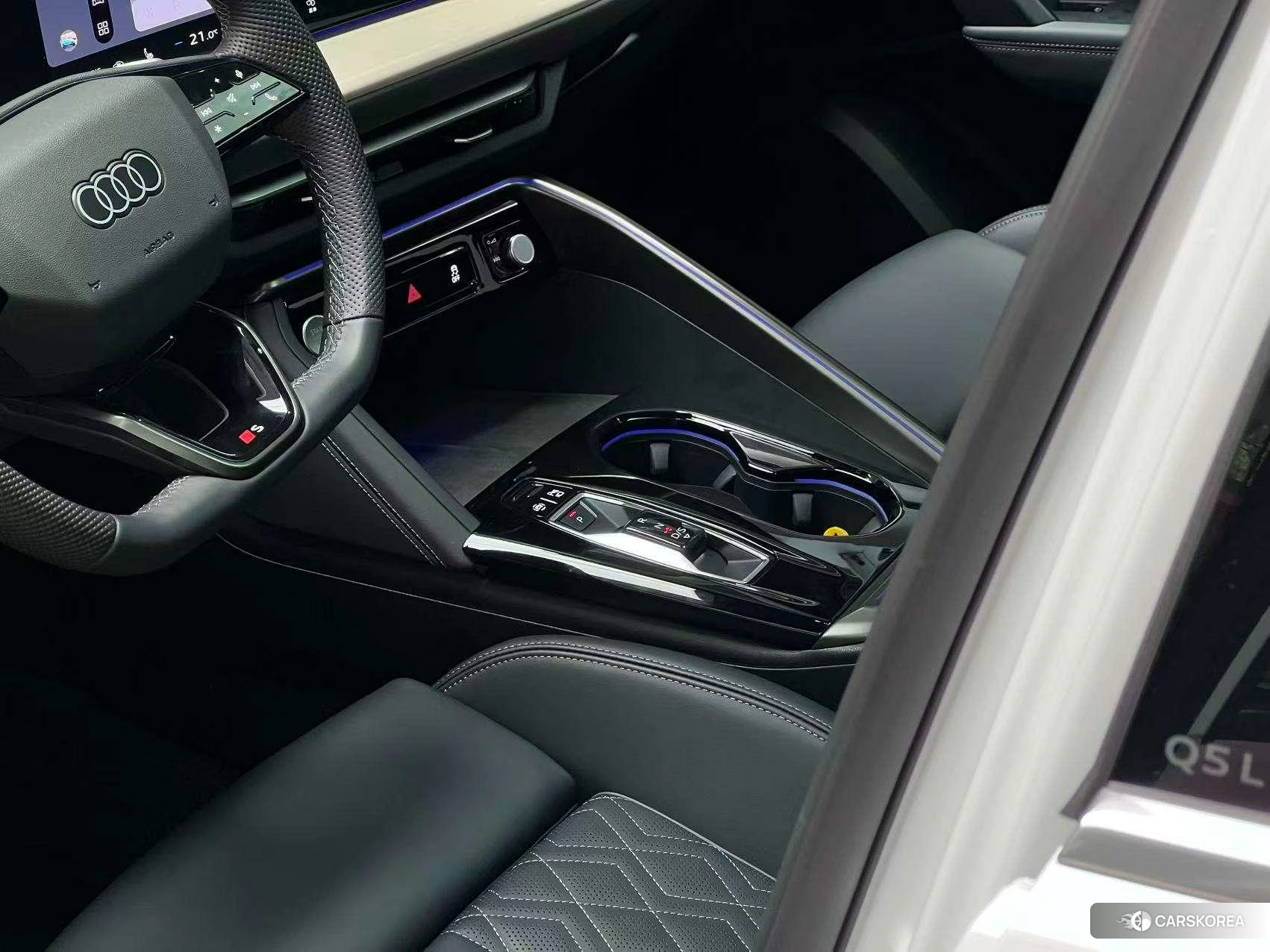Audi Q5L id 4487443 из Китая 12