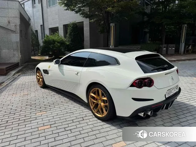 Ferrari GTC4 Russo id 3214893 из Кореи 12