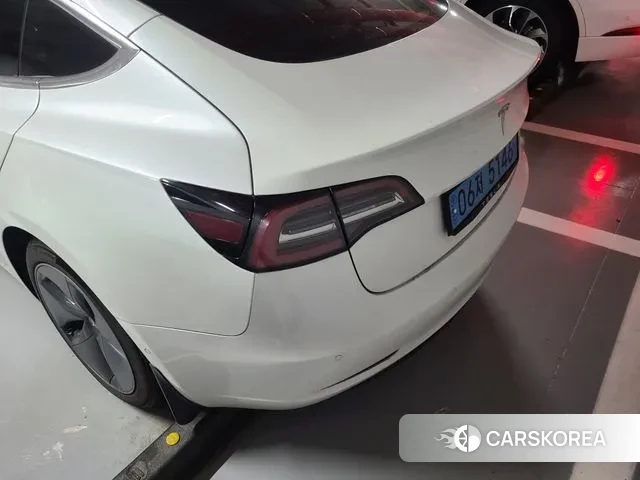 Tesla Model 3 2020 Белый из Кореи, фото 3