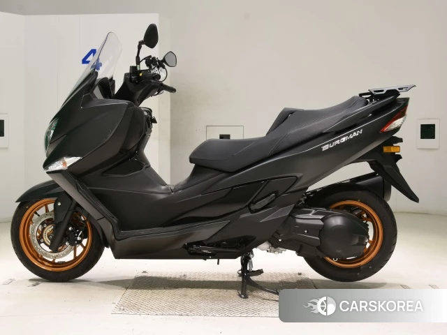 Проданный Suzuki BURGMAN 400 2025 из Японии
