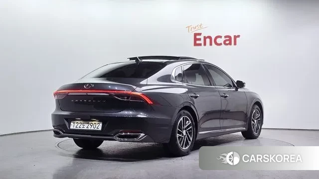 Hyundai The New Grandeur IG id 3752375 из Кореи 12
