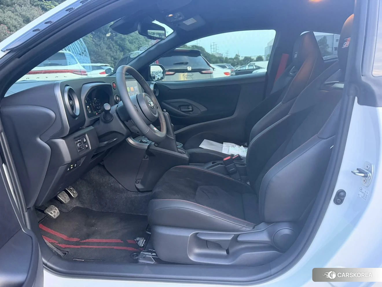 Toyota GR YARIS 2025 Белый из Китая, фото 2