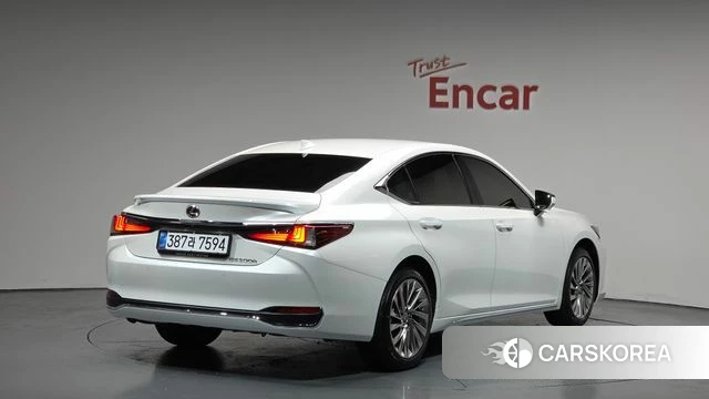 Lexus ES300h 7th generation id 4266079 из Кореи 12