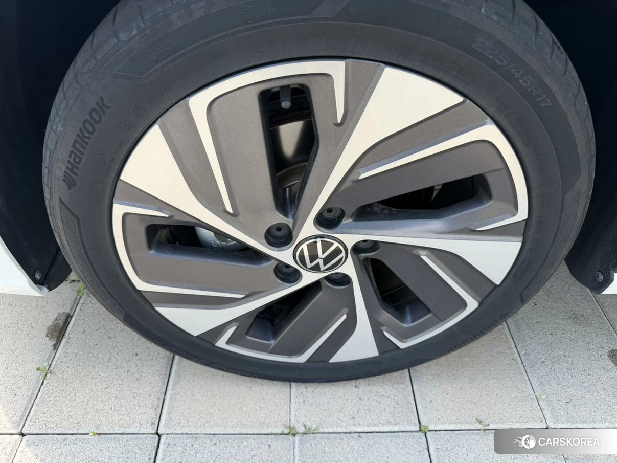 Volkswagen Bora id 4487131 из Китая 12