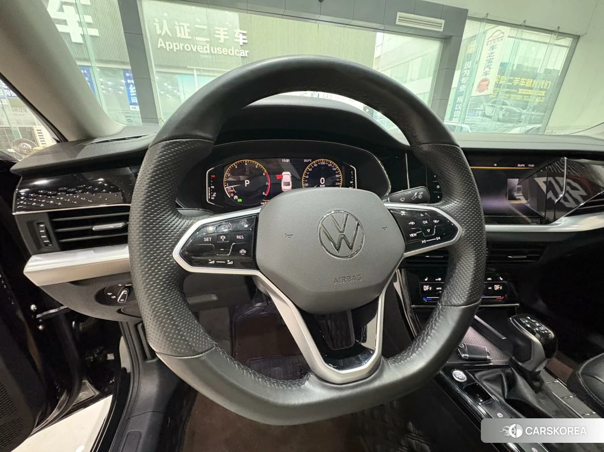 Volkswagen Passat id 4421046 из Китая 12