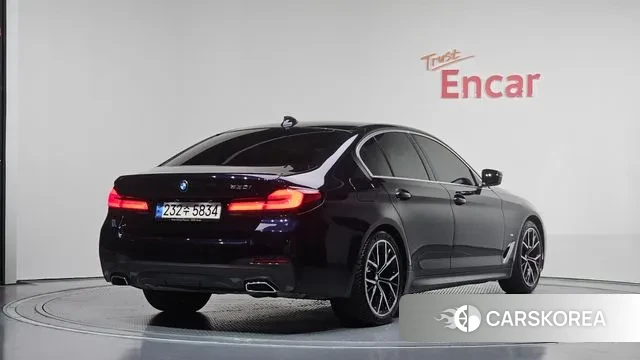 BMW 5 Series (G30) id 3389042 из Кореи 12