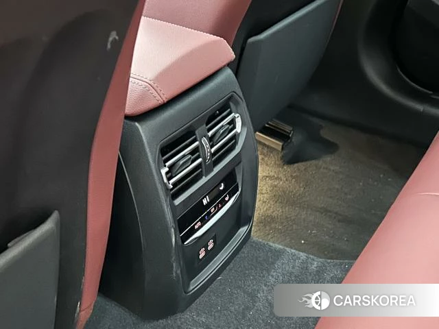 BMW 3 series id 4240745 из Китая 12