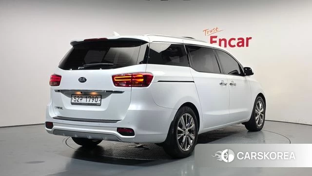 Kia The New Carnival id 4525887 из Кореи 12