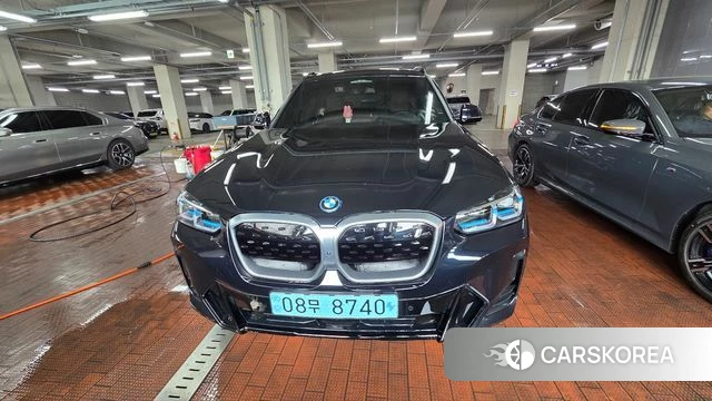 BMW iX3 2024 Черный из Кореи, фото 2