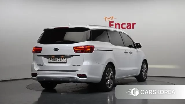 Kia The New Carnival id 3480029 из Кореи 12