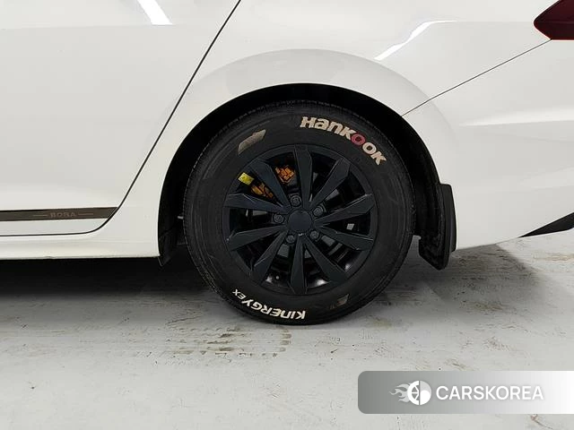 Volkswagen Bora id 4210092 из Китая 12