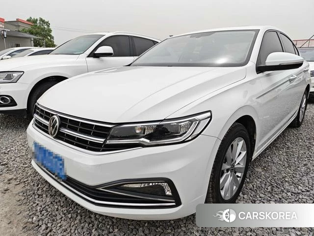 Volkswagen Bora 2021 Белый из Китая, фото 2