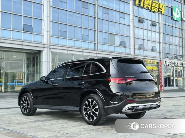Mercedes-Benz GLC 2023 Черный из Китая, фото 5