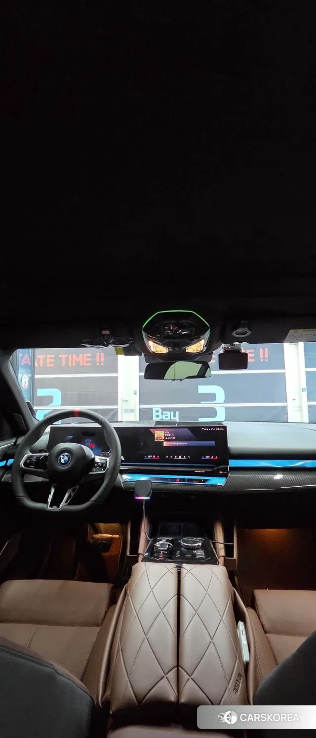 BMW 5 Series (G60) id 3618959 из Кореи 11