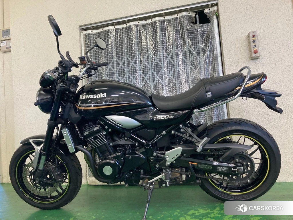 Проданный Kawasaki Z900RS 2018 из Японии, фото 2